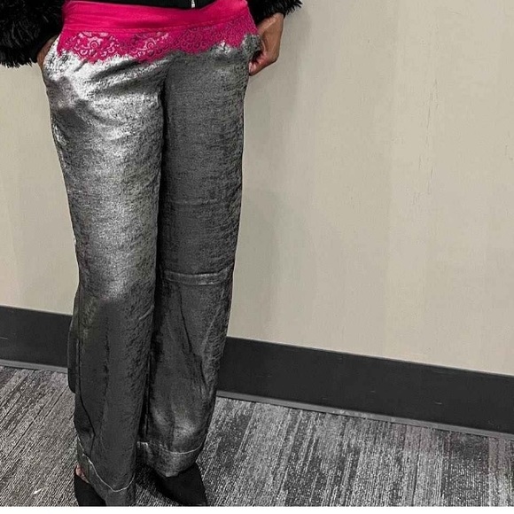 Silver High-Rise Metallic Wide Leg Pants NWT - Picture 4 of 5